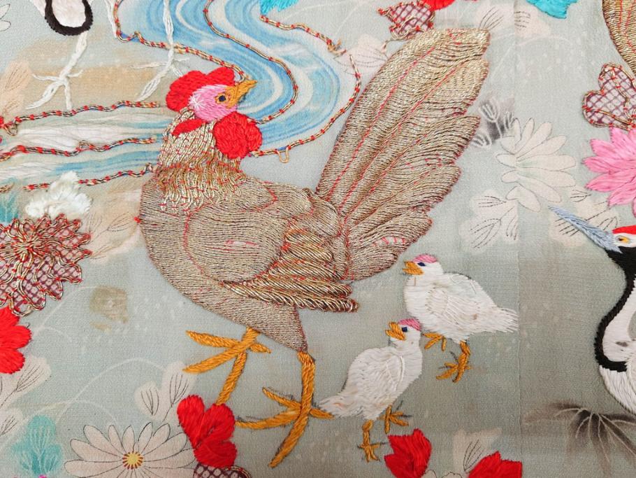 江戸～明治期　正絹　縮緬　緻密に刺繍された吉祥文様が素晴らしい古布(掛袱紗、リメイク、金糸、松竹梅、鶴、ツル、カメ、亀、古裂、服紗、フクサ、ふくさ、帛紗)(R-079186)