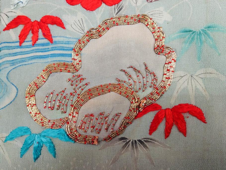 江戸～明治期　正絹　縮緬　緻密に刺繍された吉祥文様が素晴らしい古布(掛袱紗、リメイク、金糸、松竹梅、鶴、ツル、カメ、亀、古裂、服紗、フクサ、ふくさ、帛紗)(R-079186)