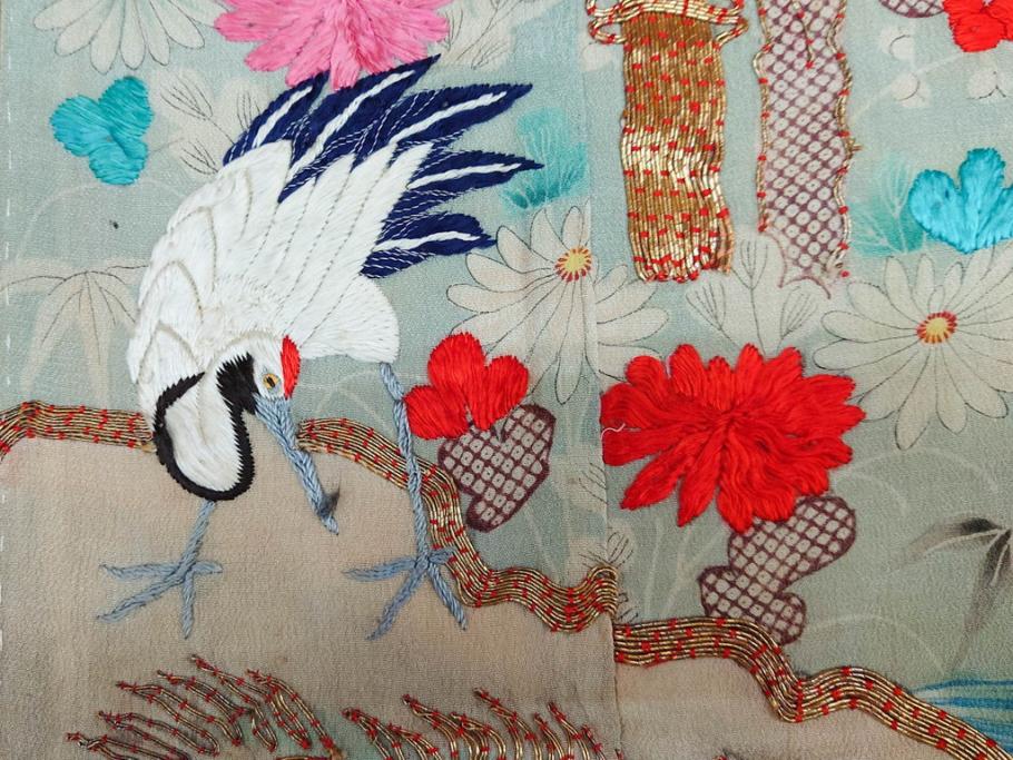 江戸～明治期　正絹　縮緬　緻密に刺繍された吉祥文様が素晴らしい古布(掛袱紗、リメイク、金糸、松竹梅、鶴、ツル、カメ、亀、古裂、服紗、フクサ、ふくさ、帛紗)(R-079186)