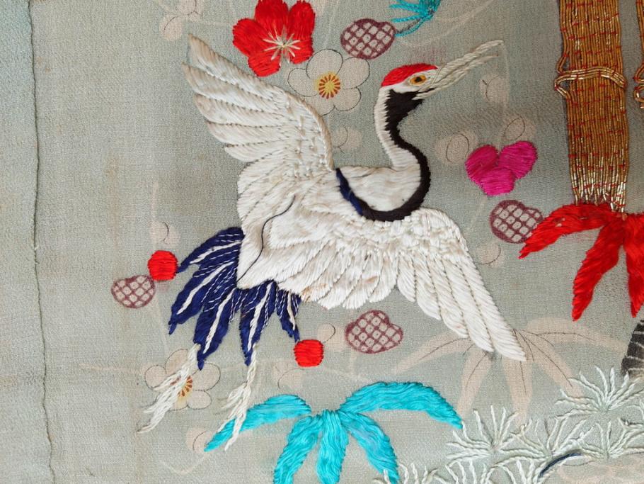 江戸～明治期　正絹　縮緬　緻密に刺繍された吉祥文様が素晴らしい古布(掛袱紗、リメイク、金糸、松竹梅、鶴、ツル、カメ、亀、古裂、服紗、フクサ、ふくさ、帛紗)(R-079186)