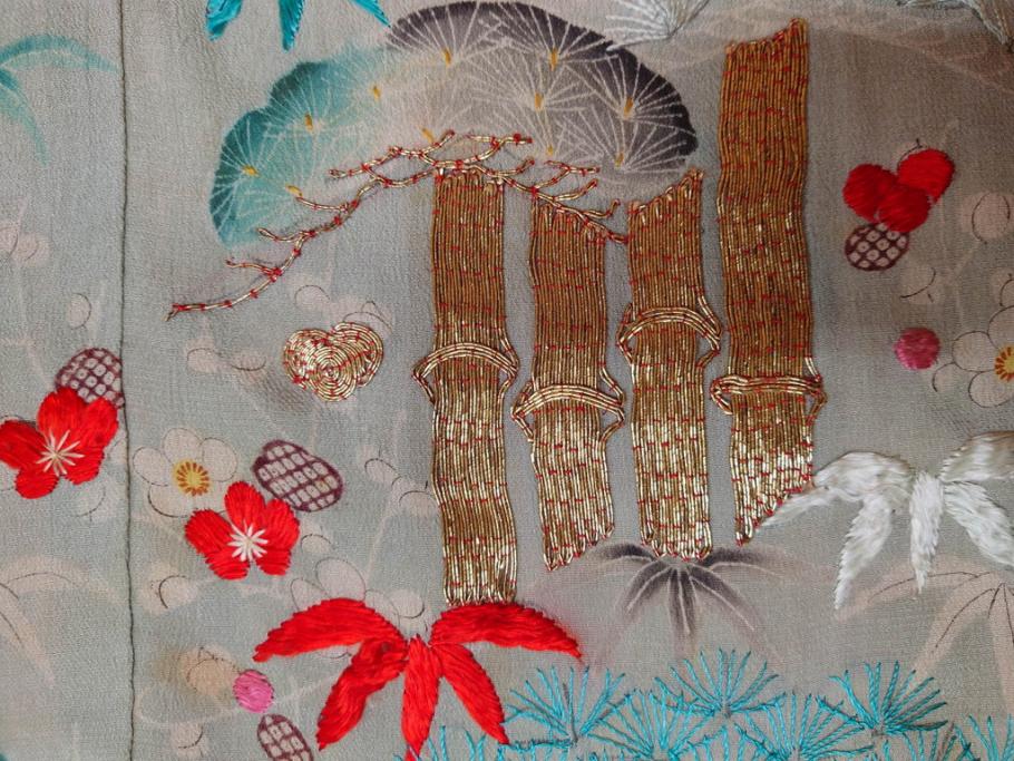 江戸～明治期　正絹　縮緬　緻密に刺繍された吉祥文様が素晴らしい古布(掛袱紗、リメイク、金糸、松竹梅、鶴、ツル、カメ、亀、古裂、服紗、フクサ、ふくさ、帛紗)(R-079186)