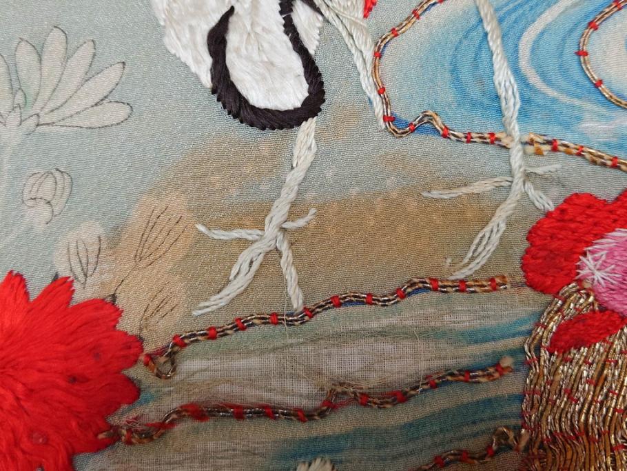江戸～明治期　正絹　縮緬　緻密に刺繍された吉祥文様が素晴らしい古布(掛袱紗、リメイク、金糸、松竹梅、鶴、ツル、カメ、亀、古裂、服紗、フクサ、ふくさ、帛紗)(R-079186)