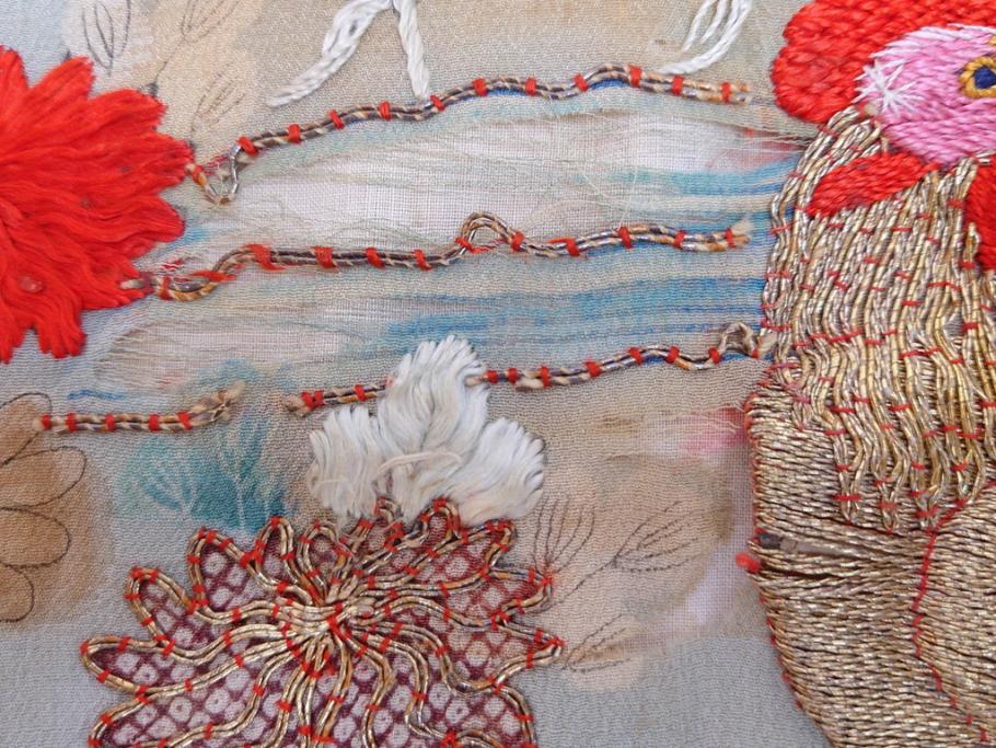 江戸～明治期　正絹　縮緬　緻密に刺繍された吉祥文様が素晴らしい古布(掛袱紗、リメイク、金糸、松竹梅、鶴、ツル、カメ、亀、古裂、服紗、フクサ、ふくさ、帛紗)(R-079186)