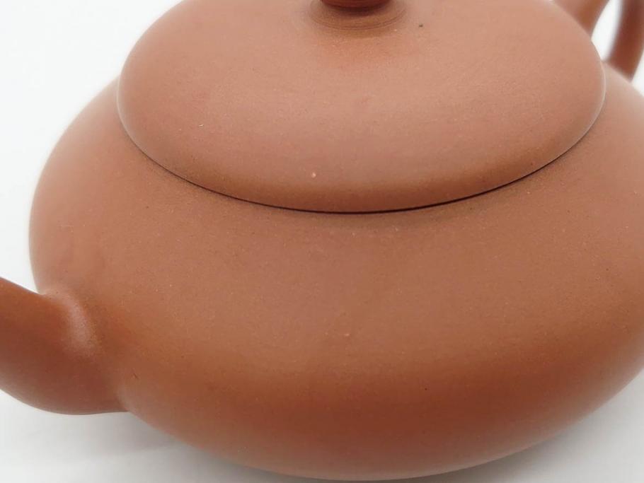 山田常山　朱泥　土の温もりを感じる茶銚(急須、茶注、煎茶道具、茶道具、茶器、和食器、共箱付き)(R-079174)