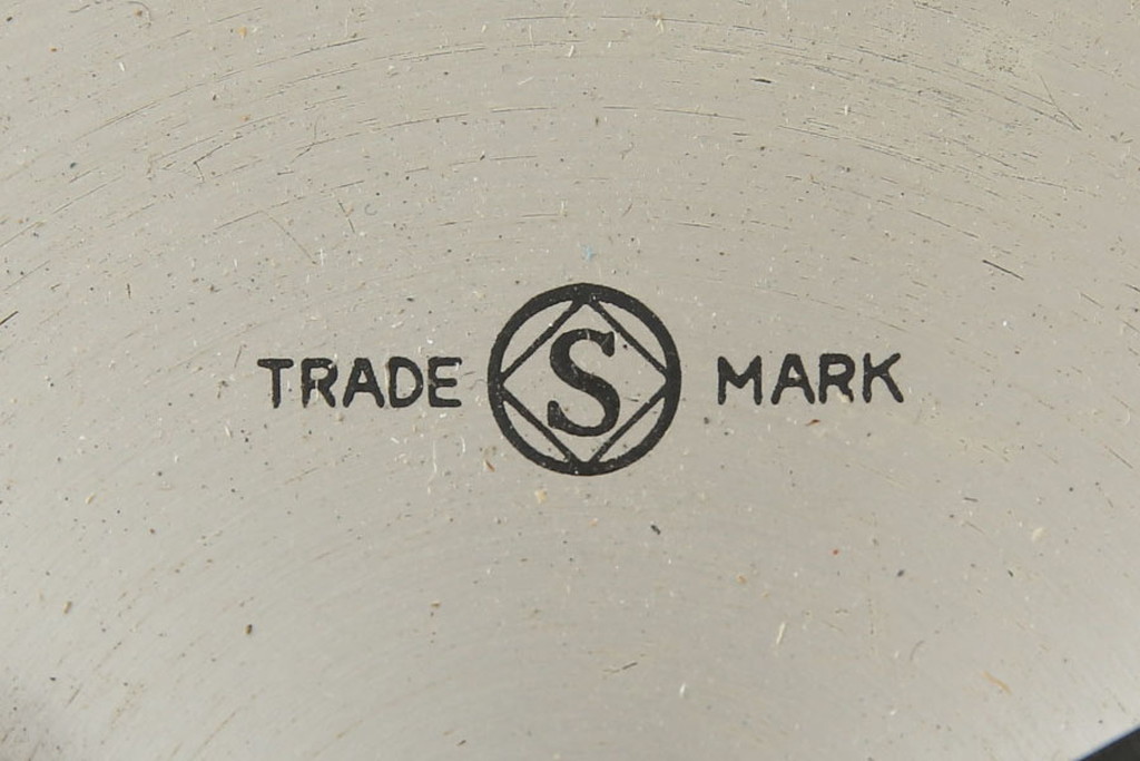 和製アンティーク　精工舎(SEIKOSHA、セイコー)　14DAY　TRADE(S)MARK　小振りな文字盤と装飾がおしゃれな振り子時計(柱時計、古時計、掛け時計)(R-078909)
