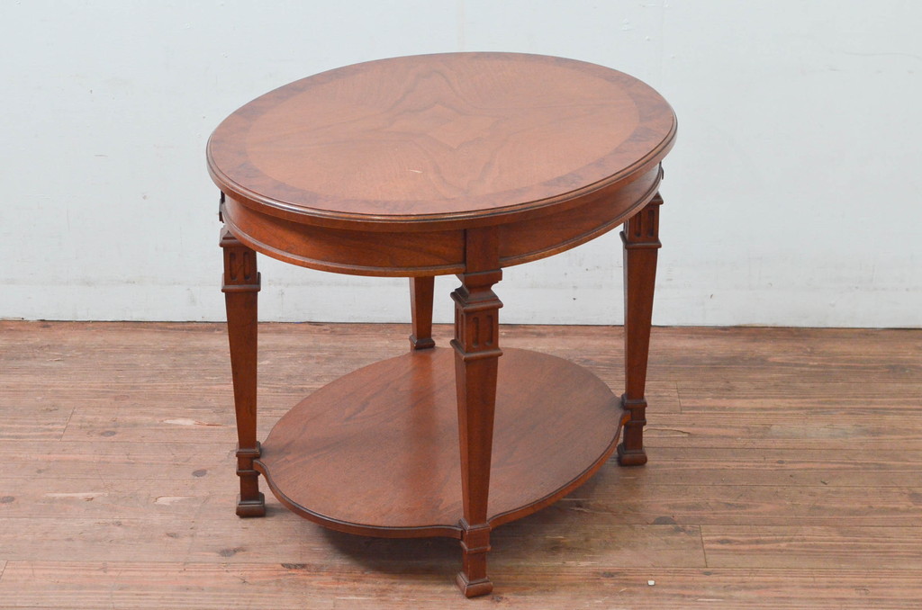 中古　美品　DREXEL HERITAGE(ドレクセルヘリテイジ)　FRANCESCA(フランチェスカ)シリーズ　格納式天板付き!クラシカルなランプテーブル(コーヒーテーブル、サイドテーブル、ナイトテーブル、花台、飾り台)(定価約30万円)(R-078174)