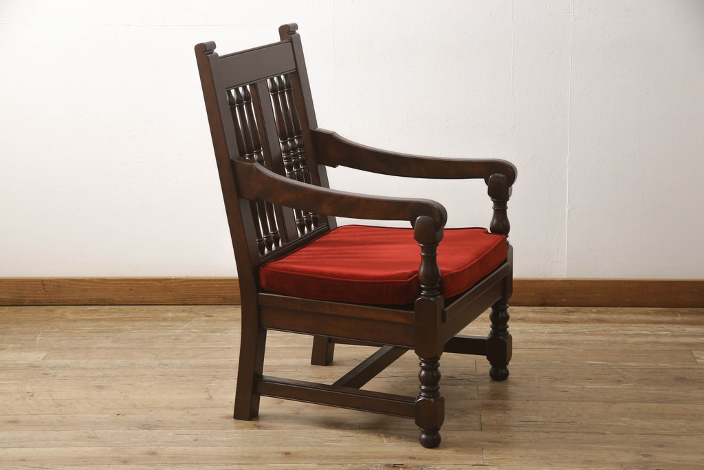 中古　美品　松本民芸家具　洋館に似合う佇まいのD型布張り椅子(ベンチ、アームチェア、1人掛けソファ)(R-059830)
