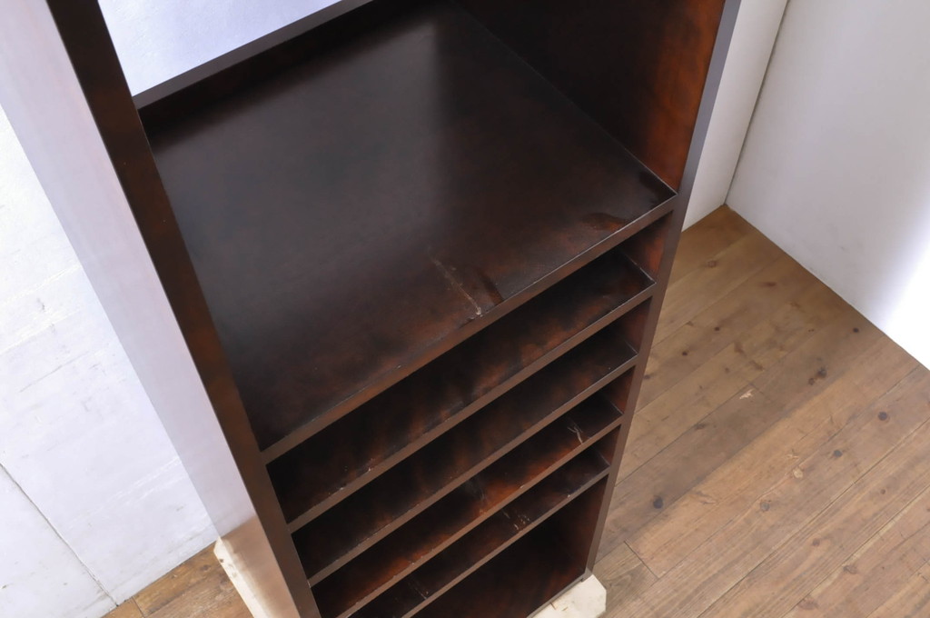 中古　美品!!　松本民芸家具　特注品　重厚な佇まいが魅力の縦型オープンラック(キャビネット、収納棚、シェルフ)(R-065244)