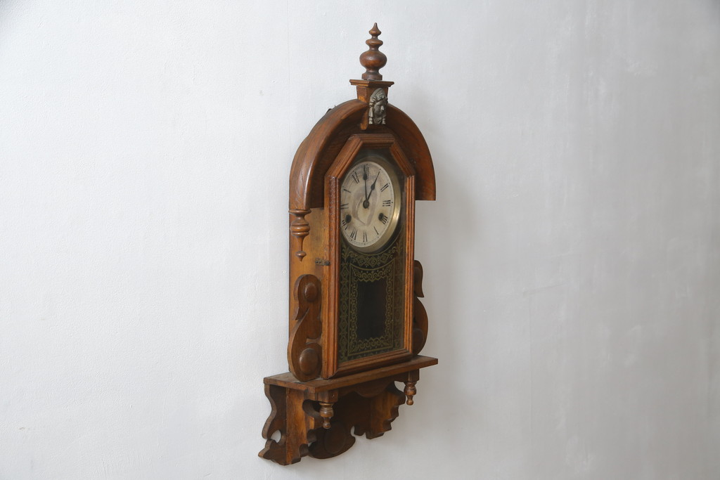 アメリカ　THE NEW HAVEN CLOCK社　8DAY　個性的なデザインが目を引く振り子時計(柱時計、古時計、掛け時計)(R-078914)