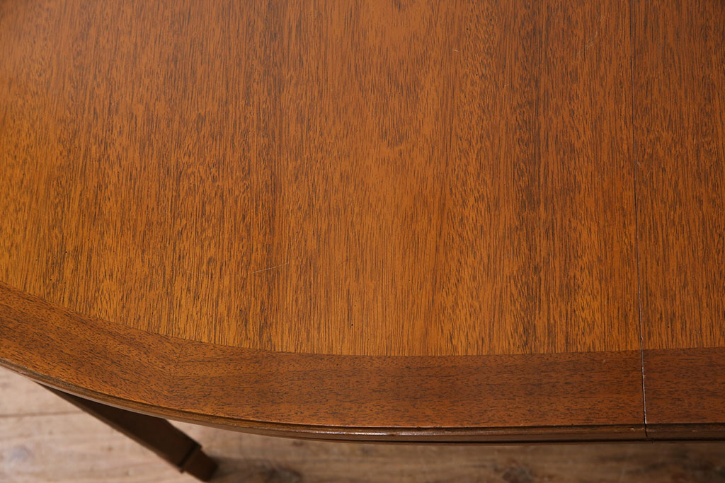 中古　美品　ブランド家具　DREXEL HERITAGE(ドレクセルヘリテイジ)　Triune(トライユン)　品のある佇まいがすてきなダイニングテーブル(エクステンションテーブル)(R-050026)