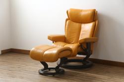 中古　EKORNES(エコーネス)　Stressless Magic(ストレスレス マジック)　シグニチャー　Sサイズ　本革　オットマン付きストレスレスチェア(レザー、リクライニングチェア、一人掛けソファ、1P、アームチェア、フットスツール)(R-078862)