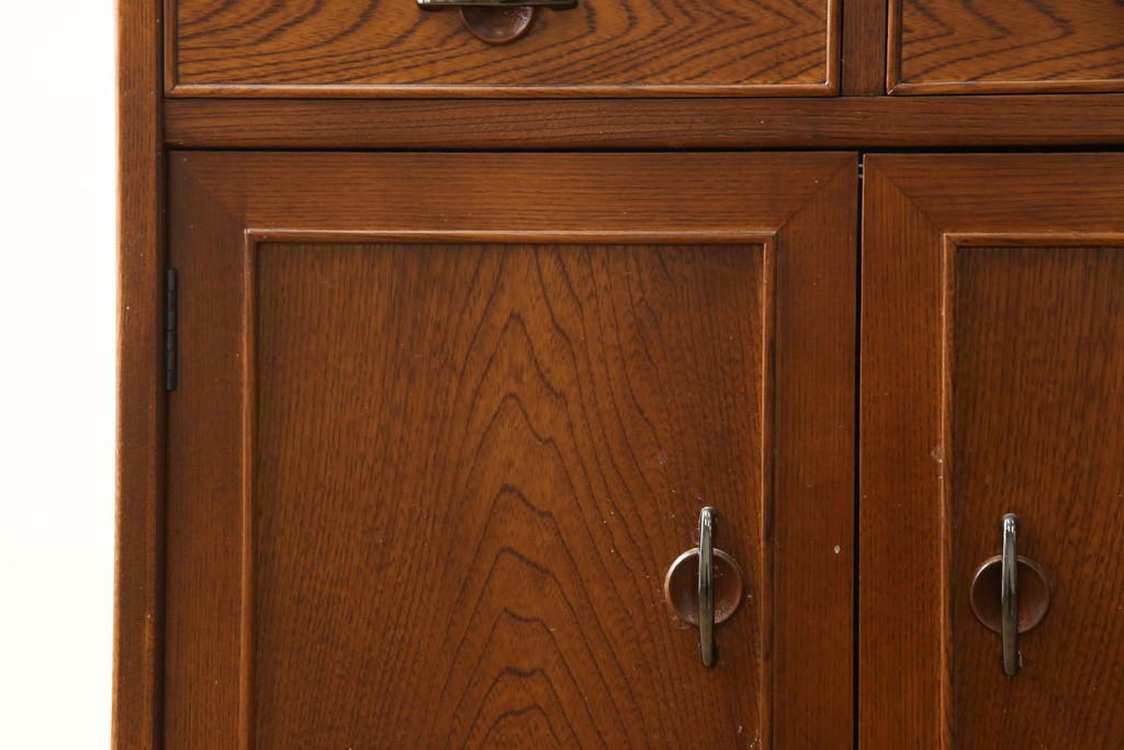 中古　美品　欅(ケヤキ)材　上品な佇まいが魅力的な和風サイドキャビネット(収納棚、戸棚、キャビネット)(R-059841)