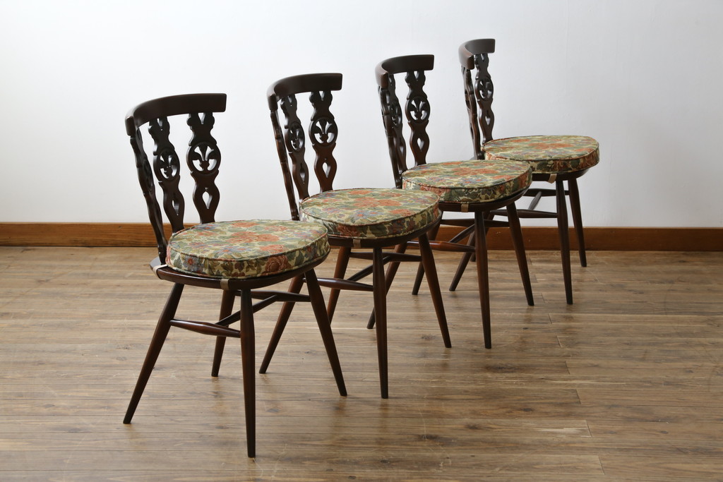 イギリスビンテージ　ERCOL(アーコール)　上品な佇まいのシスルバックチェア4脚セット(ダイニングチェア、椅子、イス、板座チェア、ウィンザーチェア、ウインザーチェア、ヴィンテージ、英国)(R-065625)