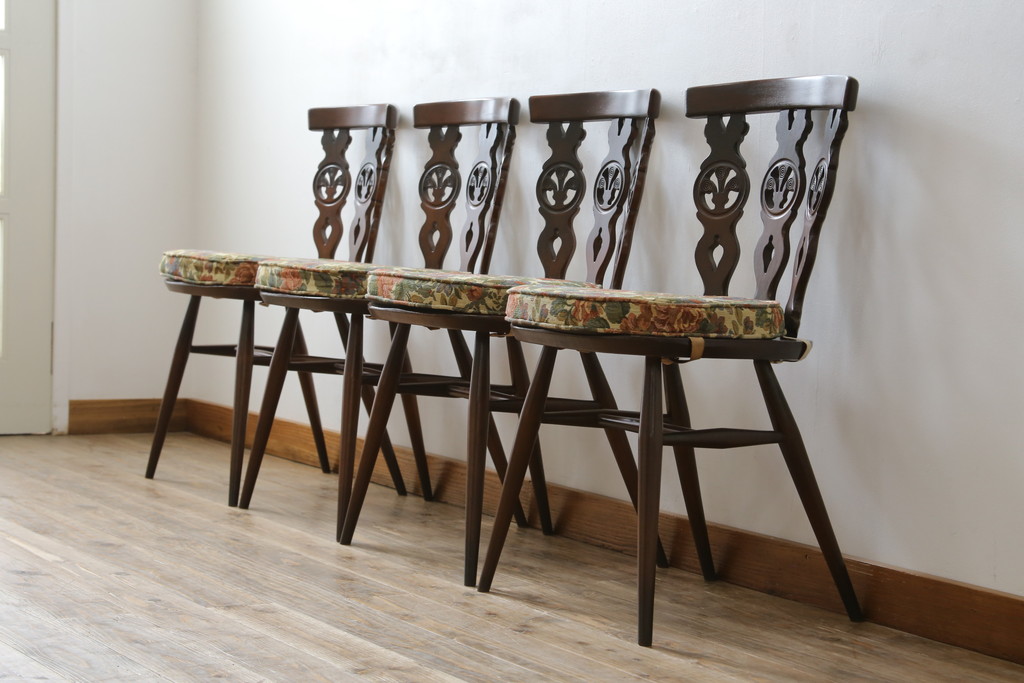 イギリスビンテージ　ERCOL(アーコール)　上品な佇まいのシスルバックチェア4脚セット(ダイニングチェア、椅子、イス、板座チェア、ウィンザーチェア、ウインザーチェア、ヴィンテージ、英国)(R-065625)