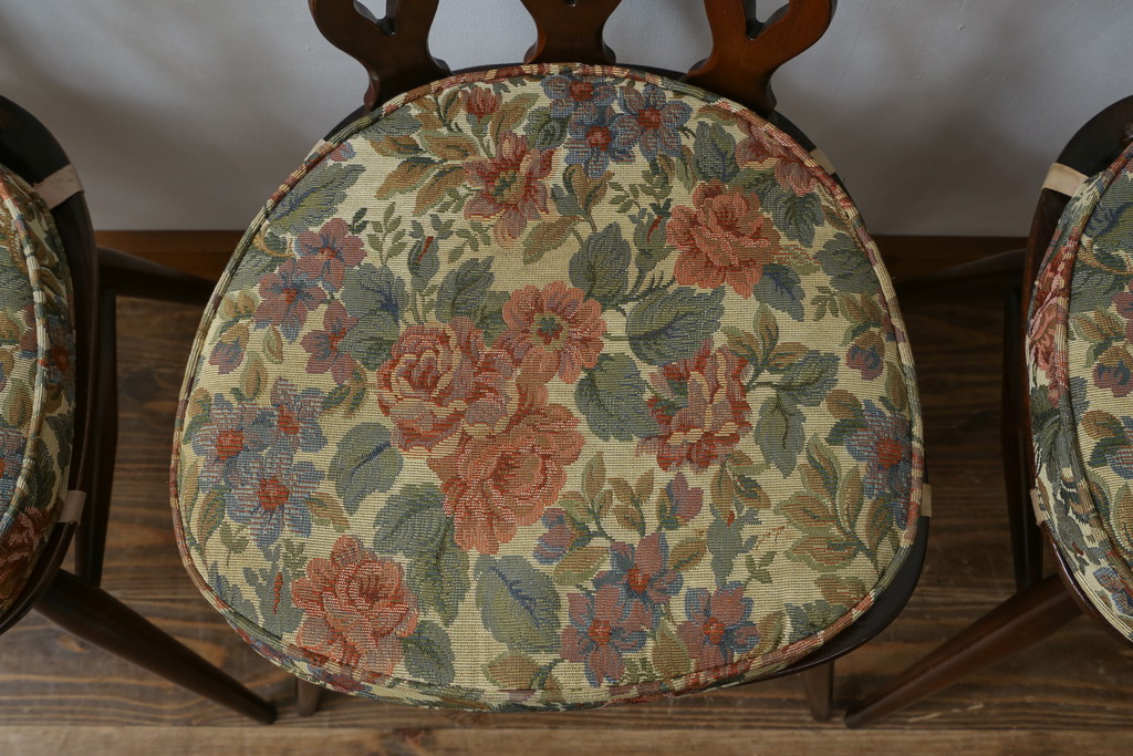 イギリスビンテージ　ERCOL(アーコール)　上品な佇まいのシスルバックチェア4脚セット(ダイニングチェア、椅子、イス、板座チェア、ウィンザーチェア、ウインザーチェア、ヴィンテージ、英国)(R-065625)