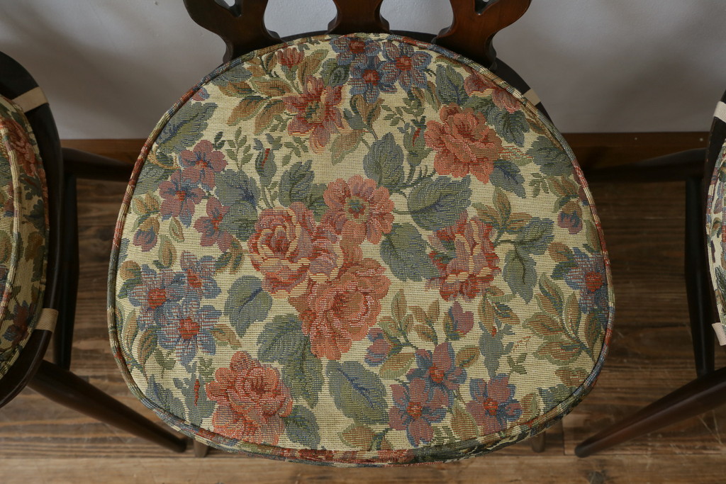 イギリスビンテージ　ERCOL(アーコール)　上品な佇まいのシスルバックチェア4脚セット(ダイニングチェア、椅子、イス、板座チェア、ウィンザーチェア、ウインザーチェア、ヴィンテージ、英国)(R-065625)