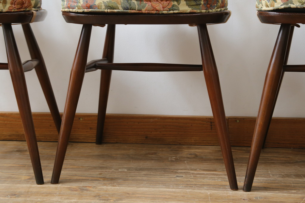 イギリスビンテージ　ERCOL(アーコール)　上品な佇まいのシスルバックチェア4脚セット(ダイニングチェア、椅子、イス、板座チェア、ウィンザーチェア、ウインザーチェア、ヴィンテージ、英国)(R-065625)