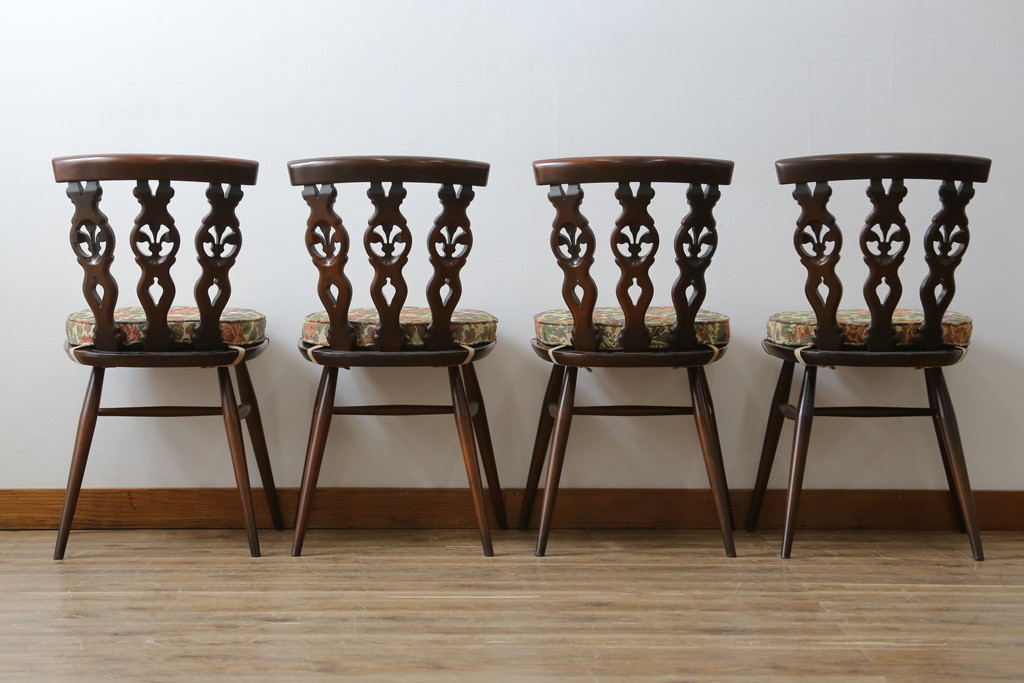 イギリスビンテージ　ERCOL(アーコール)　上品な佇まいのシスルバックチェア4脚セット(ダイニングチェア、椅子、イス、板座チェア、ウィンザーチェア、ウインザーチェア、ヴィンテージ、英国)(R-065625)