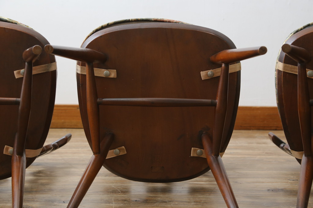 イギリスビンテージ　ERCOL(アーコール)　上品な佇まいのシスルバックチェア4脚セット(ダイニングチェア、椅子、イス、板座チェア、ウィンザーチェア、ウインザーチェア、ヴィンテージ、英国)(R-065625)