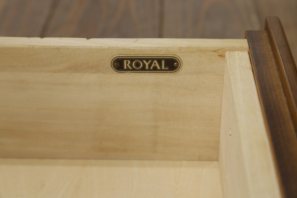 中古　美品　maruni(マルニ木工)　地中海ロイヤル(ROYAL)　クラシカルな雰囲気が魅力的なテレビ台(サイドボード、サイドキャビネット、リビングボード、ローボード、収納棚、戸棚)(定価約32万円)(R-077793)