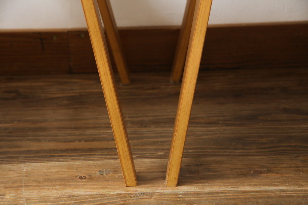 中古　Herman Miller(ハーマンミラー)　Eames「DCW」(Dining Chair Wood Base)　Charles&Ray Eames(チャールズ&レイ イームズ)　イームズプライウッドチェア4脚セット(板座チェア、ダイニングチェア、イス、椅子)(R-078904)