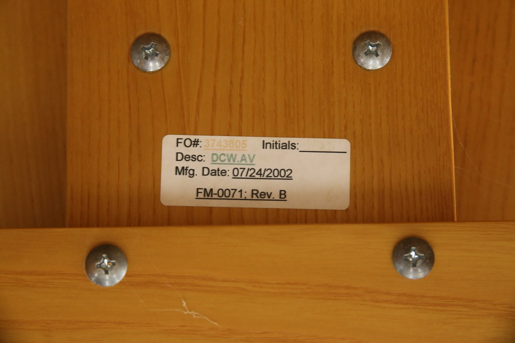 中古　Herman Miller(ハーマンミラー)　Eames「DCW」(Dining Chair Wood Base)　Charles&Ray Eames(チャールズ&レイ イームズ)　イームズプライウッドチェア4脚セット(板座チェア、ダイニングチェア、イス、椅子)(R-078904)