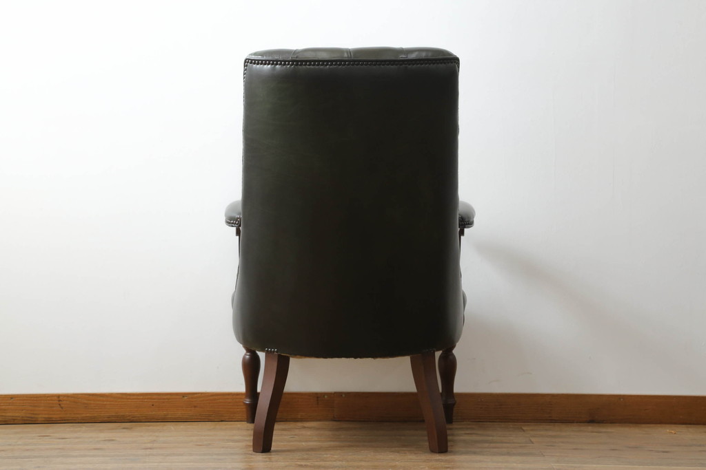 中古　イギリス　Lloyd's Antiques(ロイズ・アンティークス)取り扱い　Carlton Chair　レザー　置くだけでも絵になるクラシカルなカールトンチェア(アームチェア、一人掛けソファ、サロンチェア、英国)(R-066182)