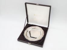 フランス　クリストフル　CHRISTOFLE　縁のフリルのようなデザインが上品なシルバープレート(中皿、変形皿、輪花型、銀食器、銀製品、テーブルウェア、ケース付き)(R-079301)