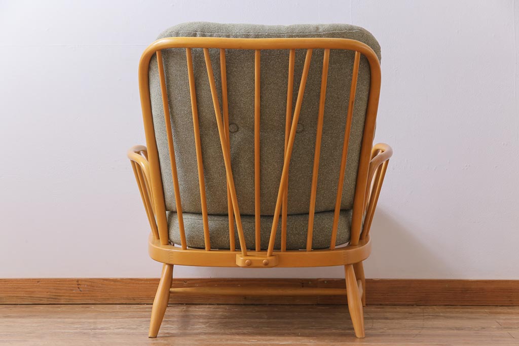 ヴィンテージ家具　イギリスビンテージ　ERCOL(アーコール)　ジュビリー(Jubilee)　グリーンのファブリックが優しげな一人掛けソファ(2)