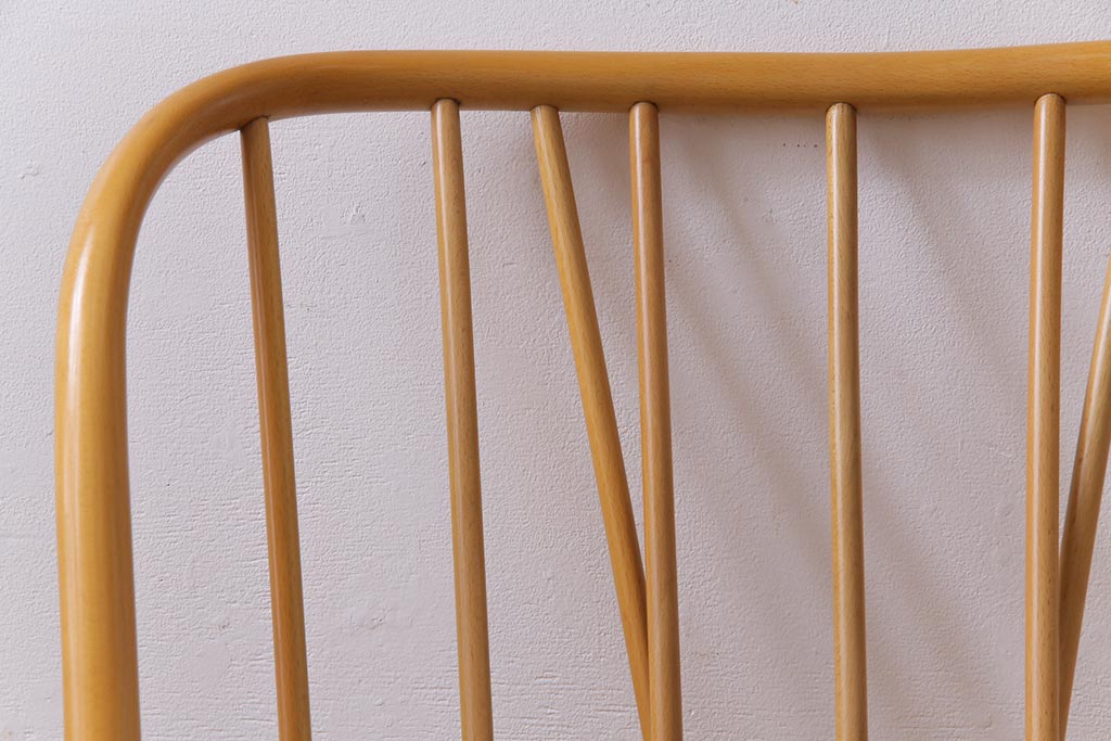 ヴィンテージ家具　イギリスビンテージ　ERCOL(アーコール)　ジュビリー(Jubilee)　グリーンのファブリックが優しげな一人掛けソファ(2)