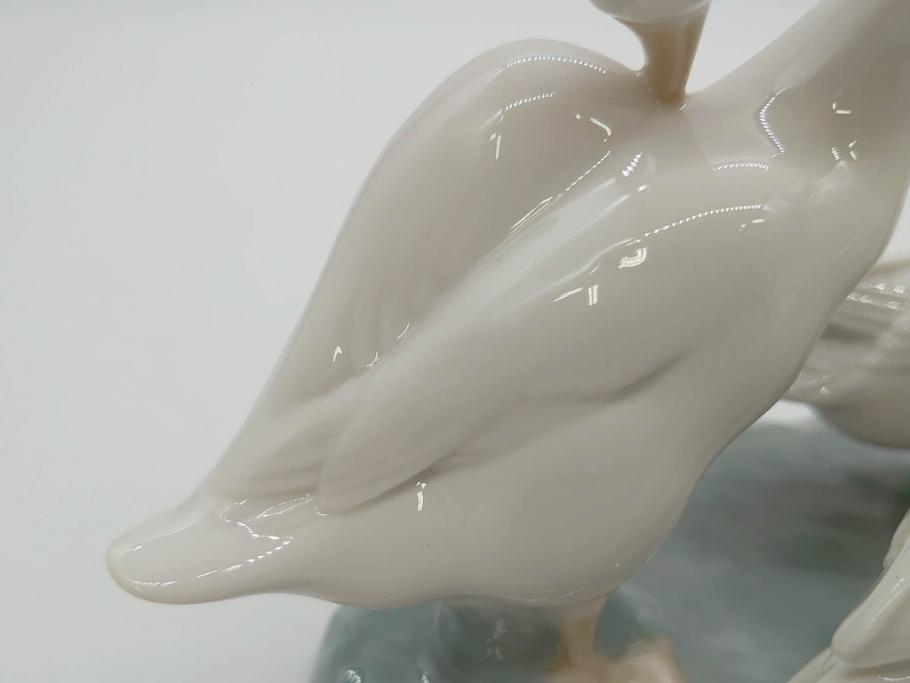 スペイン　リヤドロ　LLADRO　3匹のアヒル　生き生きとしたアヒルが魅力的なフィギュリン(陶器人形、置物、オブジェ、カタツムリ)(R-073766)