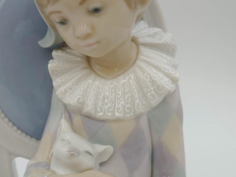 スペイン　リヤドロ　LLADRO　若い道化師　淡い色味が可愛らしいフィギュリン(ピエロ、猫、ねこ、ネコ、男の子、陶器人形、置物、オブジェ)(R-073768)