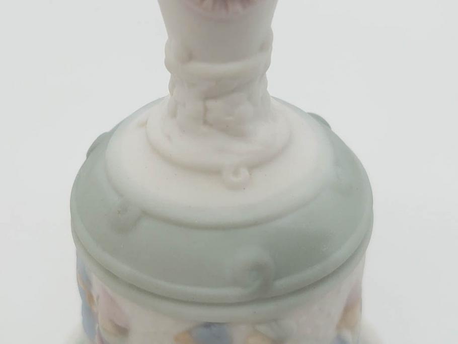 スペイン　リヤドロ　LLADRO　可愛いお祈り　オレンジがいっぱい　ベル　一つ一つ違う魅力が目を惹くフィギュリン3個セット(天使、エンジェル、女の子、陶器人形、置物、オブジェ)(R-073769)