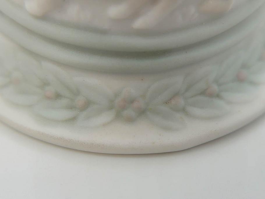 スペイン　リヤドロ　LLADRO　可愛いお祈り　オレンジがいっぱい　ベル　一つ一つ違う魅力が目を惹くフィギュリン3個セット(天使、エンジェル、女の子、陶器人形、置物、オブジェ)(R-073769)