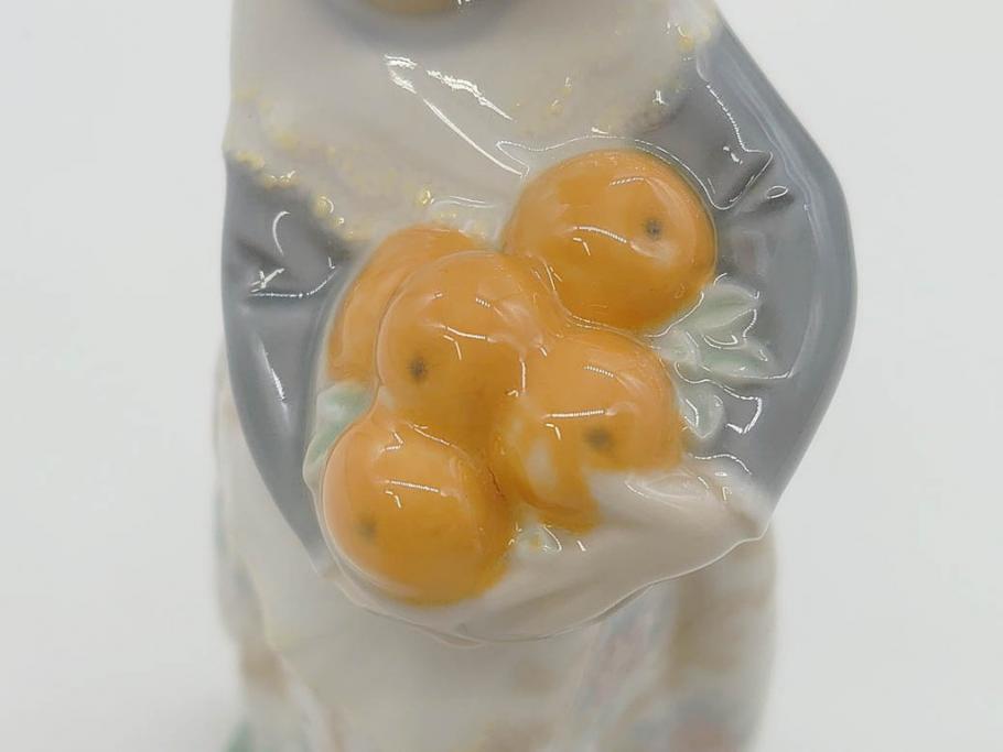 スペイン　リヤドロ　LLADRO　可愛いお祈り　オレンジがいっぱい　ベル　一つ一つ違う魅力が目を惹くフィギュリン3個セット(天使、エンジェル、女の子、陶器人形、置物、オブジェ)(R-073769)