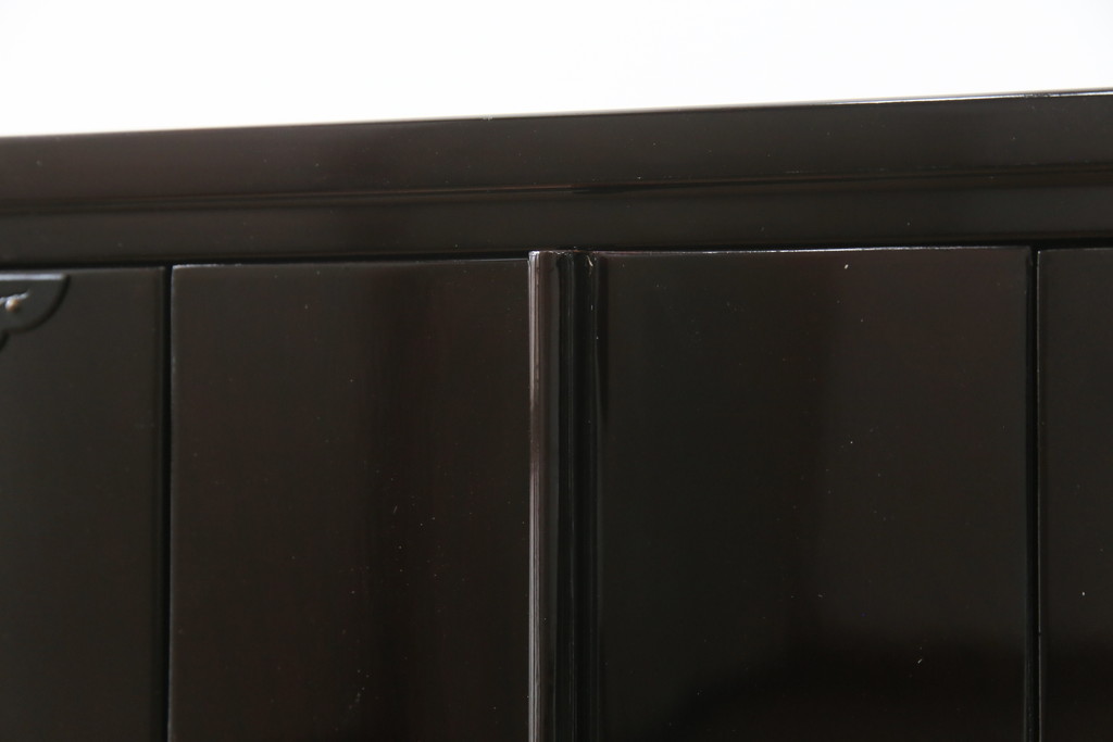新品　未使用　仙台箪笥　落ち着きのある色味が魅力的な仏壇と仏具のセット(仙台仏壇)(定価約30万円)(R-078841)