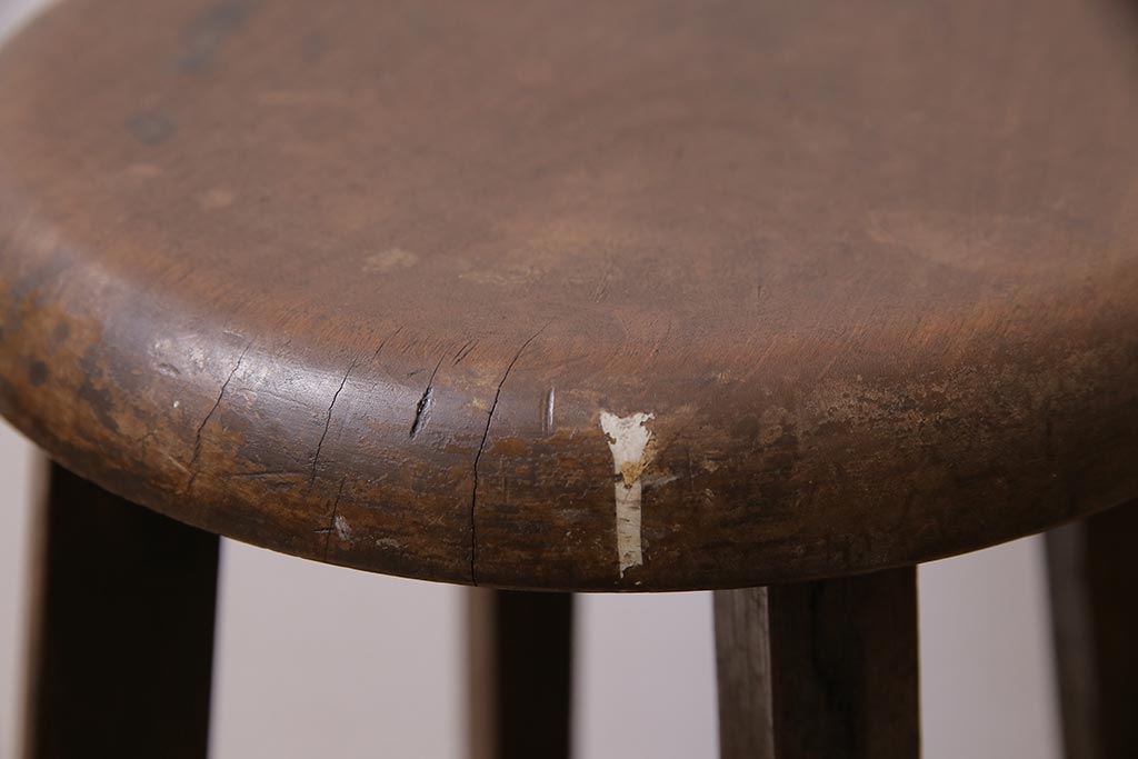 アンティーク家具　昭和中期　ブナ材　木の質感が味わい深い木製スツール(椅子、花台)(R-043739)