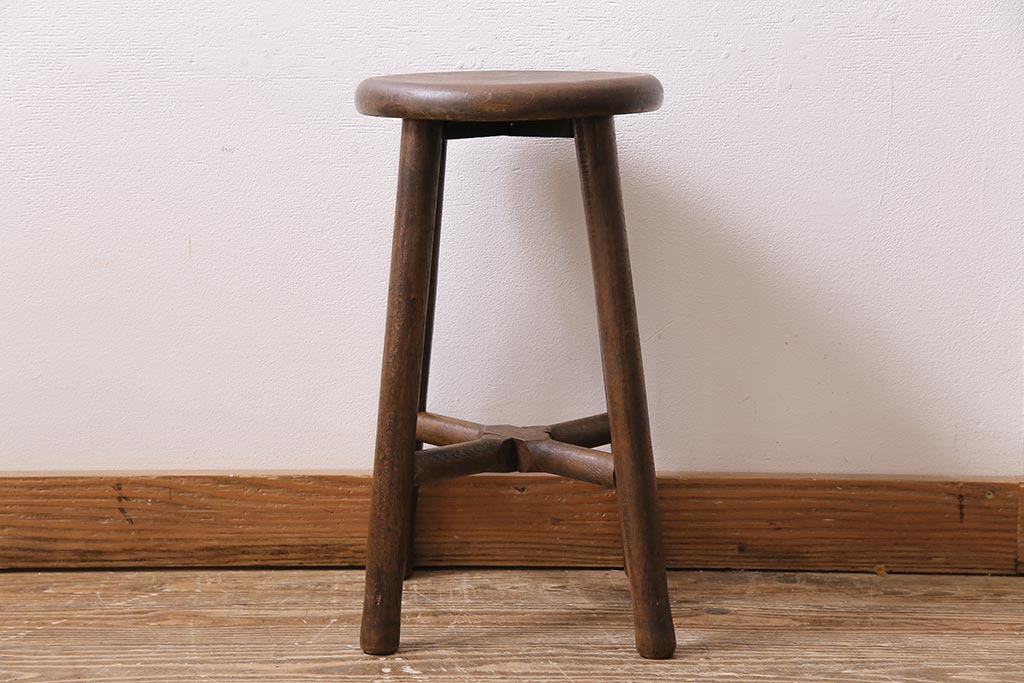 アンティーク家具　昭和中期　カシ材　使い込まれた風合いが魅力のレトロな木製スツール(椅子、花台)(R-043738)