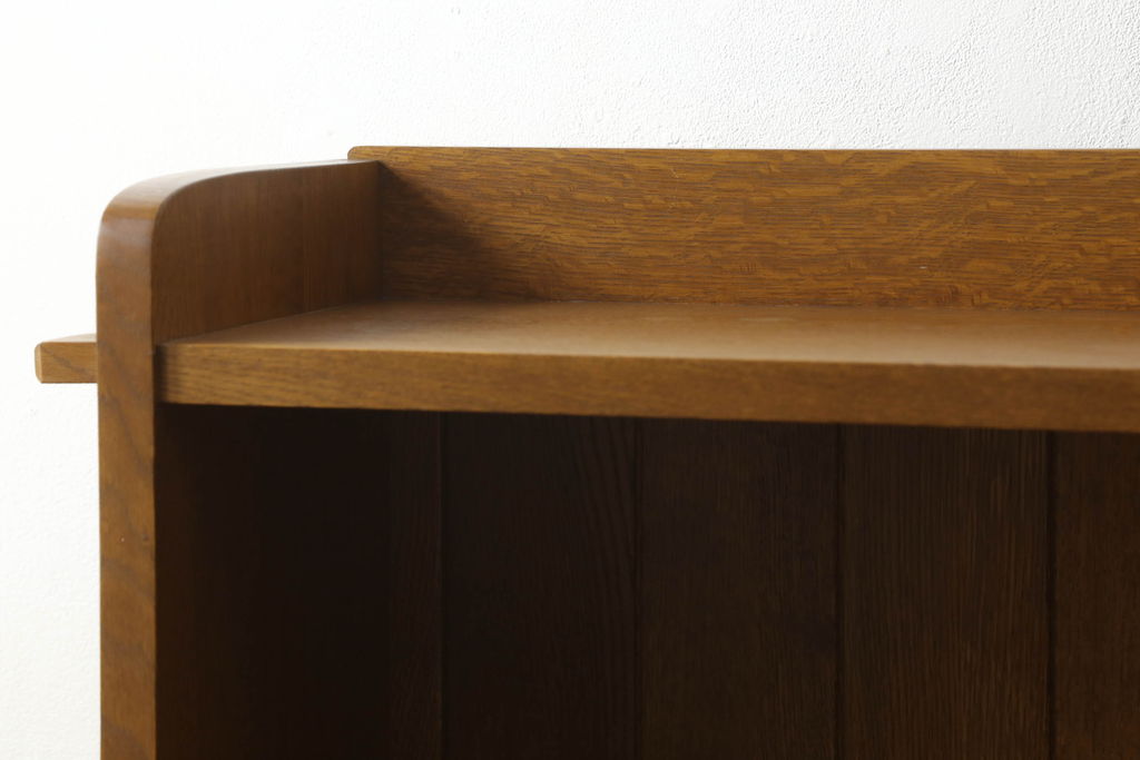 中古　美品　横浜ダニエル取り扱い　Stickley(スティックレー、スティックレイ)　オーク材　店舗什器としてもおすすめ!大型サイズのブックシェルフ(本棚、書棚、サイドボード、オープンラック、飾り棚)(R-055024)