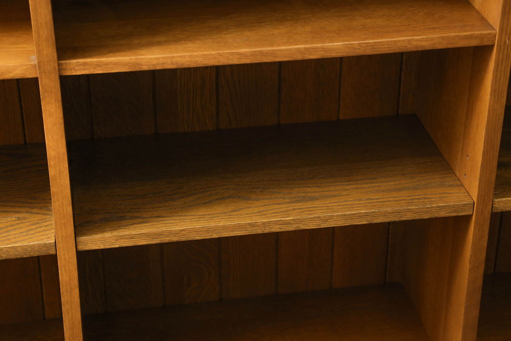 中古　美品　横浜ダニエル取り扱い　Stickley(スティックレー、スティックレイ)　オーク材　店舗什器としてもおすすめ!大型サイズのブックシェルフ(本棚、書棚、サイドボード、オープンラック、飾り棚)(R-055024)