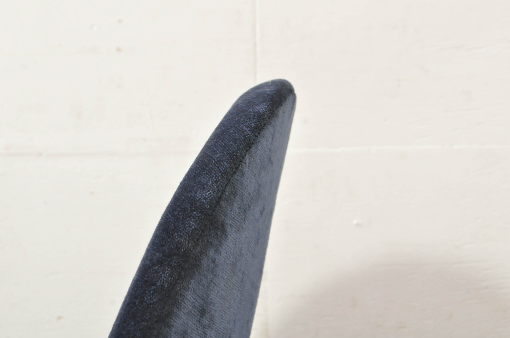 中古　希少な廃番品　コンプレックス(COMPLEX)　Artichoke Chair(アーティチョークチェア)　スタイリッシュなデザインが目を惹くダイニングチェア(イス、椅子)(R-077552)