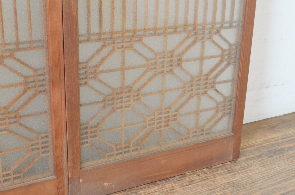 ビンテージ建具 両面ガラス アジアンテイストの空間づくりにも