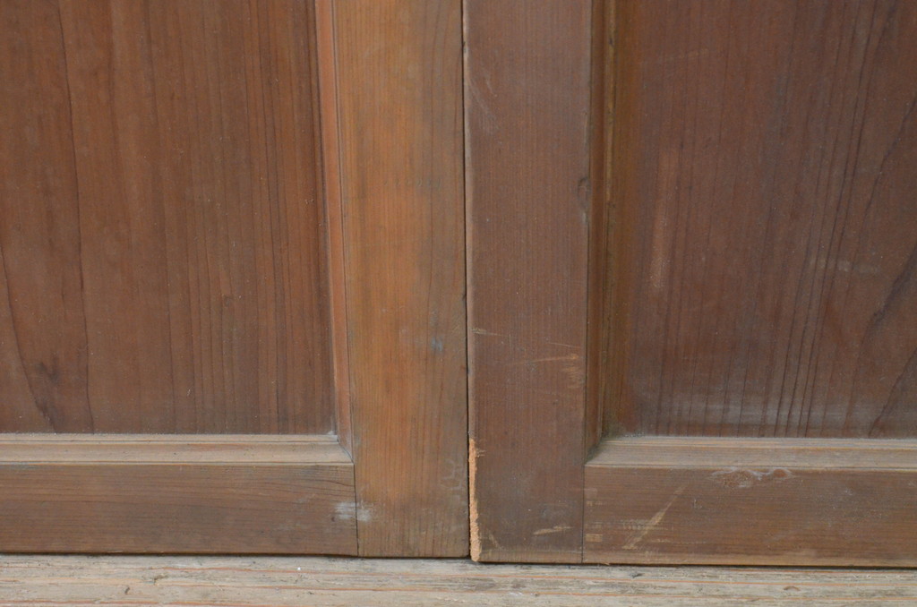 アンティーク建具　杉材　経年を感じさせる木味が魅力の板戸窓2枚セット(引き戸)(R-071255)