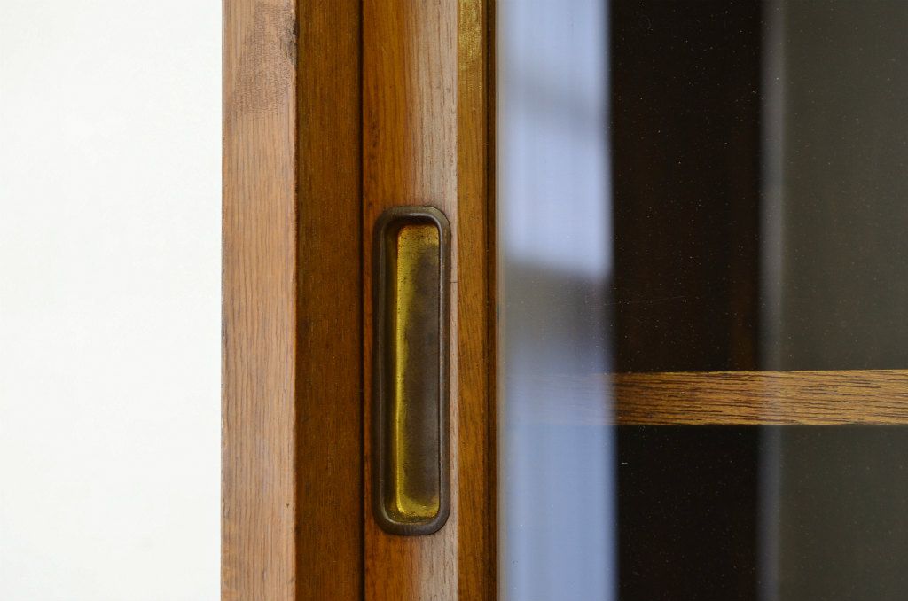 レトロ家具　昭和レトロ古いナラ材の書類棚77杯引き出しアンティーク