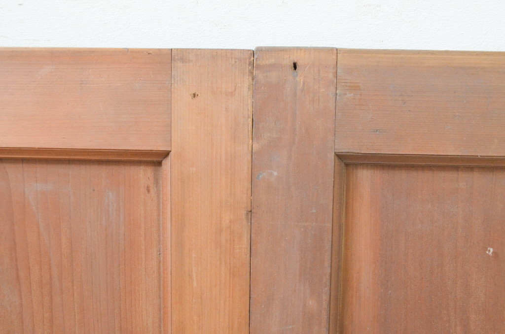アンティーク建具　杉材　どこか懐かしい雰囲気漂う板戸窓2枚セット(引き戸)(R-071259)