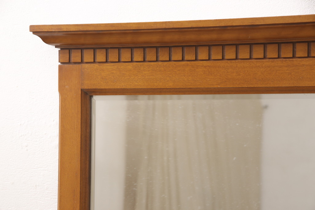 中古　美品　横浜ダニエル(daniel)　アーリーアメリカン　A-401吊鏡　気品漂う洗練されたデザインが魅力的な壁掛けミラー(ウォールミラー、鏡)(R-055259)
