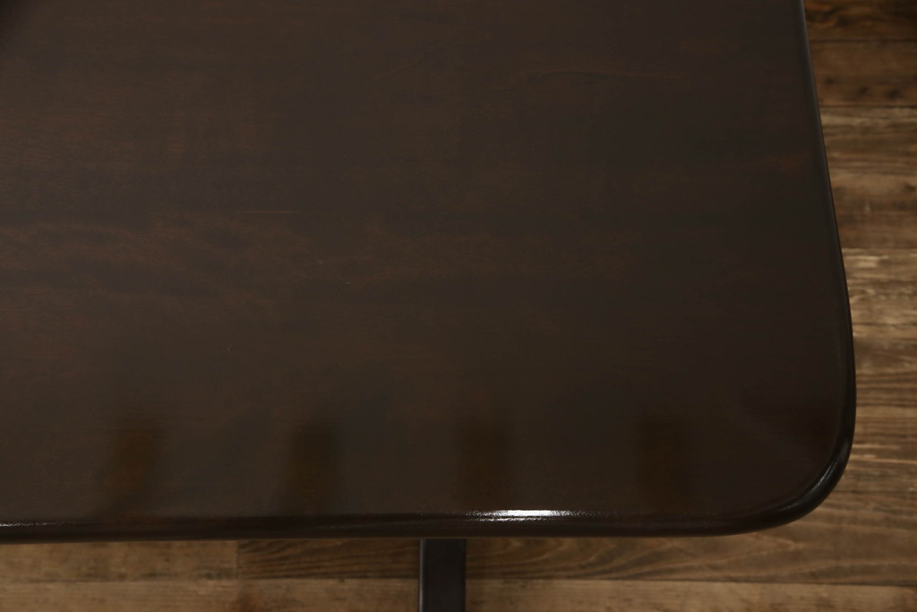 中古　美品　松本民芸家具　クラシカルな脚がおしゃれなT型食卓(ダイニングテーブル、4人掛け、6人掛け、作業台)(R-060055)