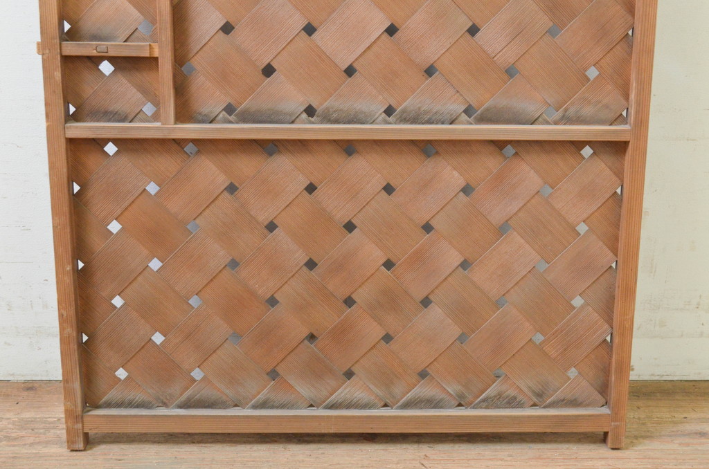 アンティーク建具　編み目が素敵な古い茶室の網代扉1枚(ドア、引き戸、くぐり戸、潜戸、潜り戸、編み戸)(R-071264)