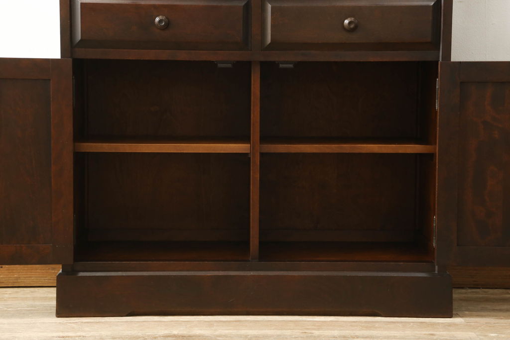 中古　美品　北海道民芸家具　HM160K　洗練された佇まいが上品な食器棚(本箱、収納棚、飾り棚、キャビネット)(R-059632)