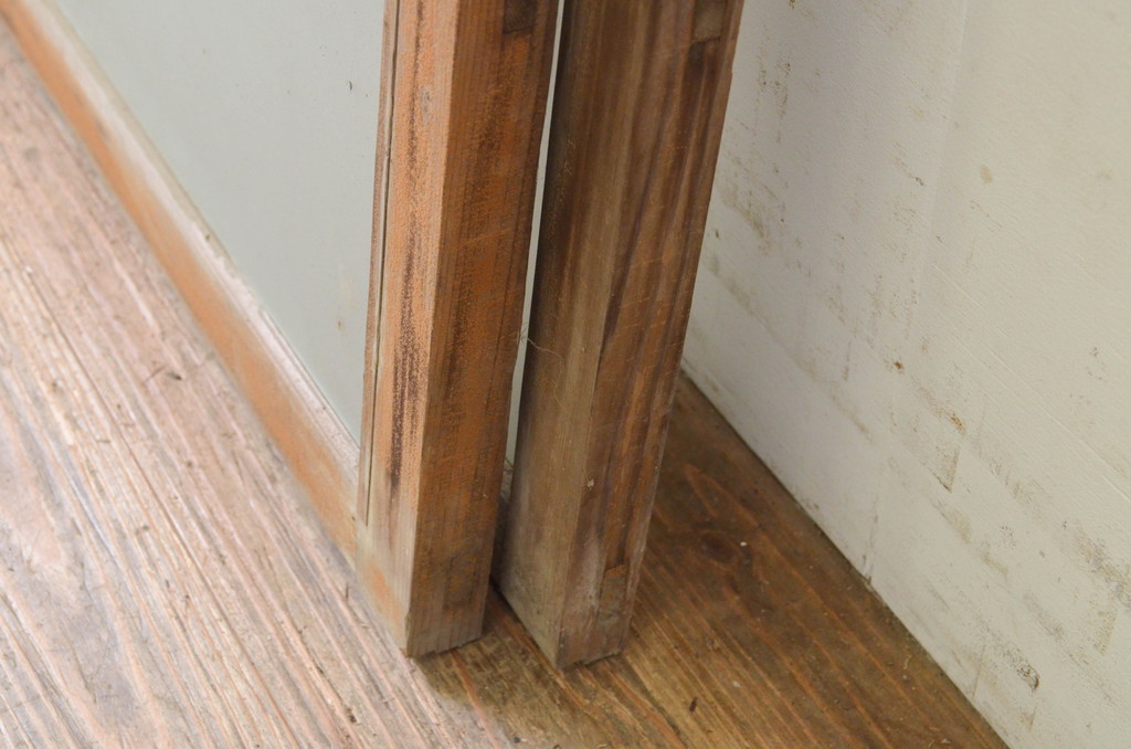 アンティーク建具　古い木味が魅力的なガラス窓2枚セット(引き戸、ガラス戸)(R-071269)